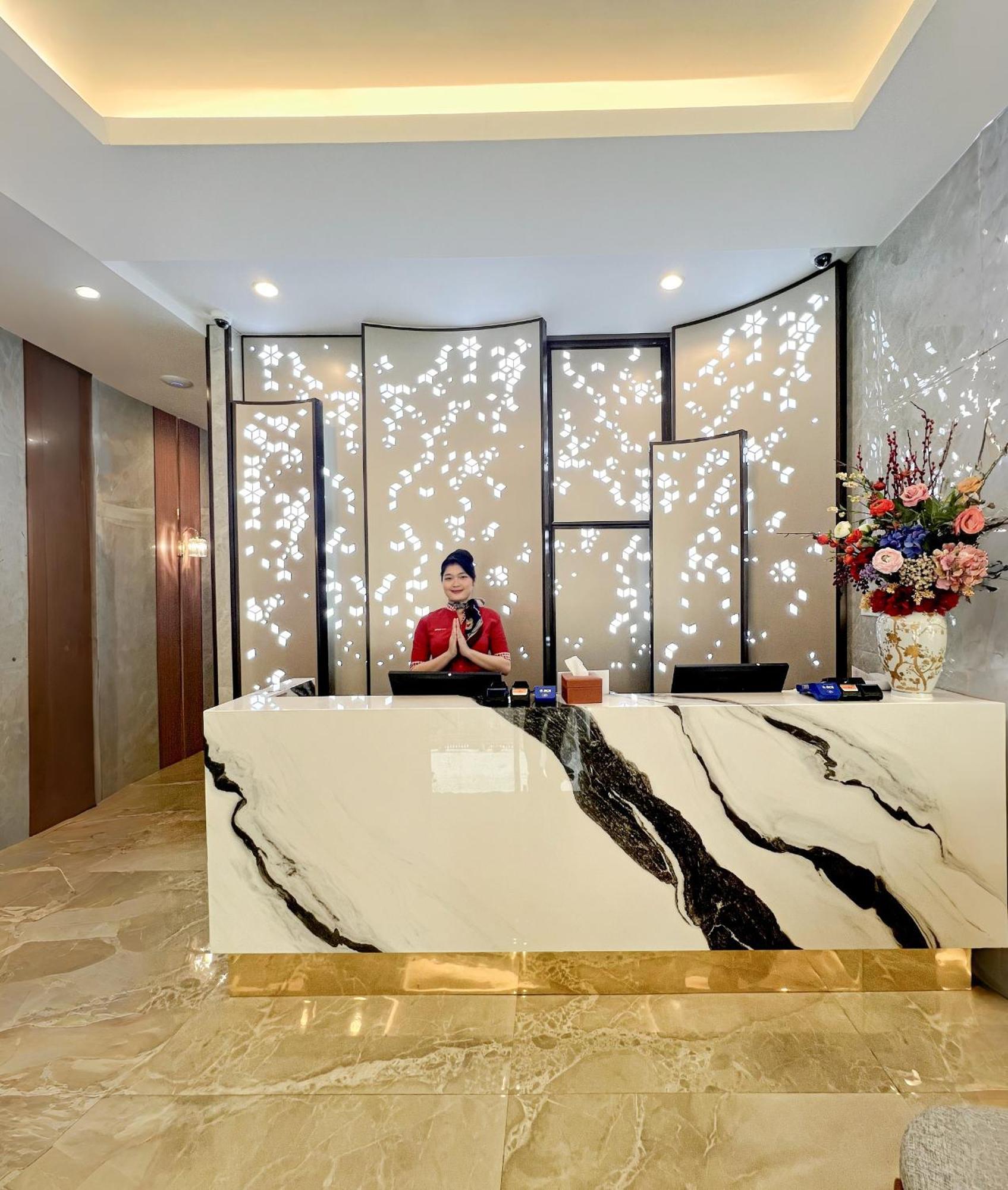 D'Primahotel Pik Джакарта Екстер'єр фото
