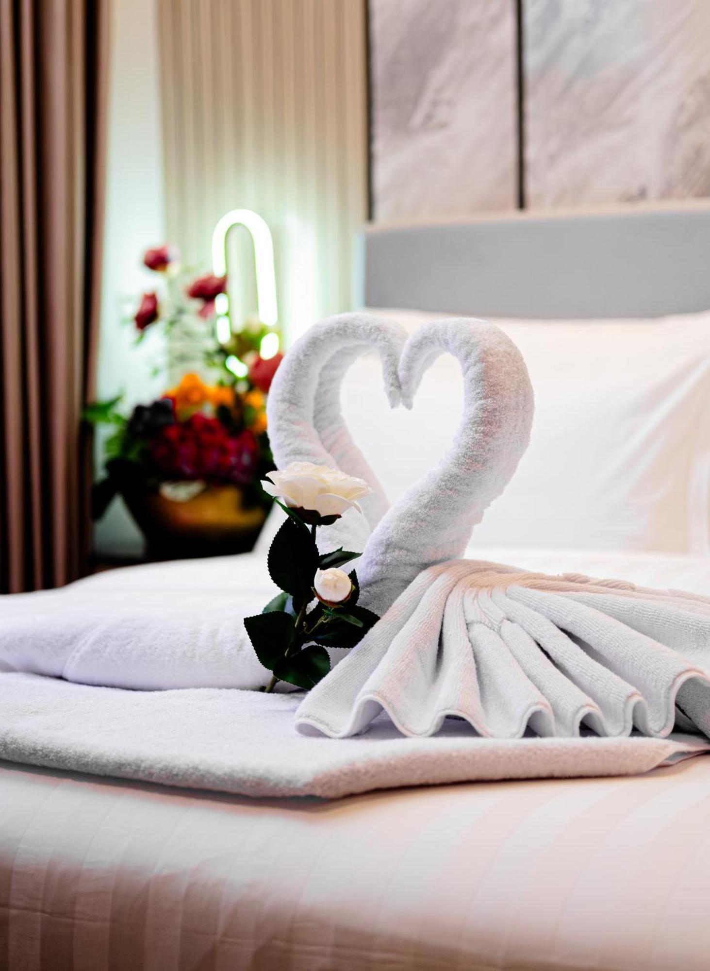D'Primahotel Pik Джакарта Екстер'єр фото