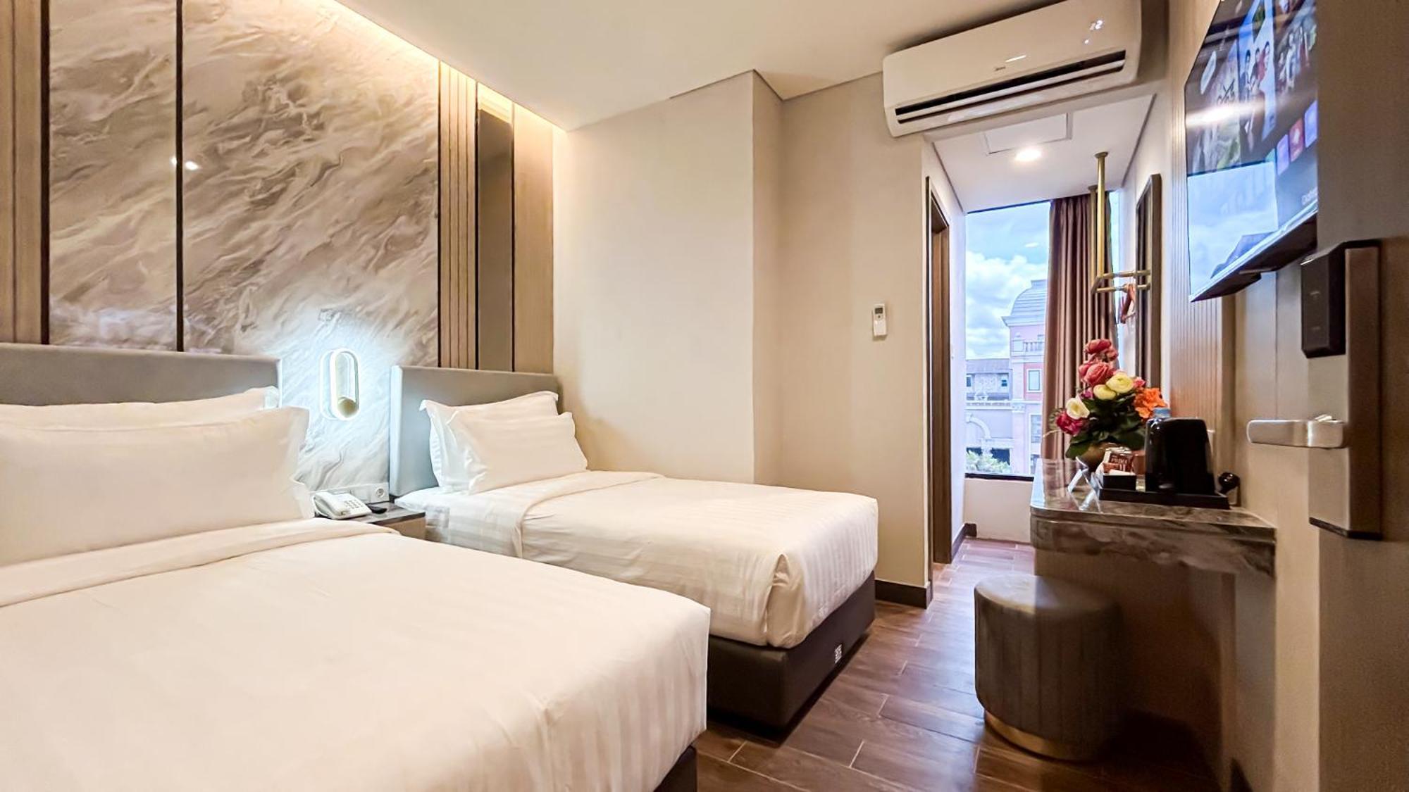 D'Primahotel Pik Джакарта Екстер'єр фото